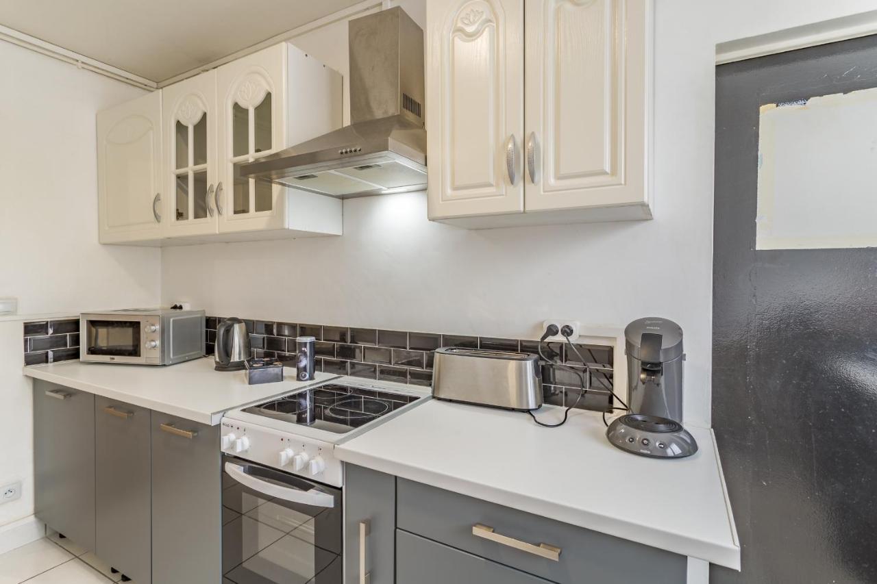 Spacieux Appartement - 6 Personnes - Parking Gratuit Сент-Андре-ле-Верже Экстерьер фото